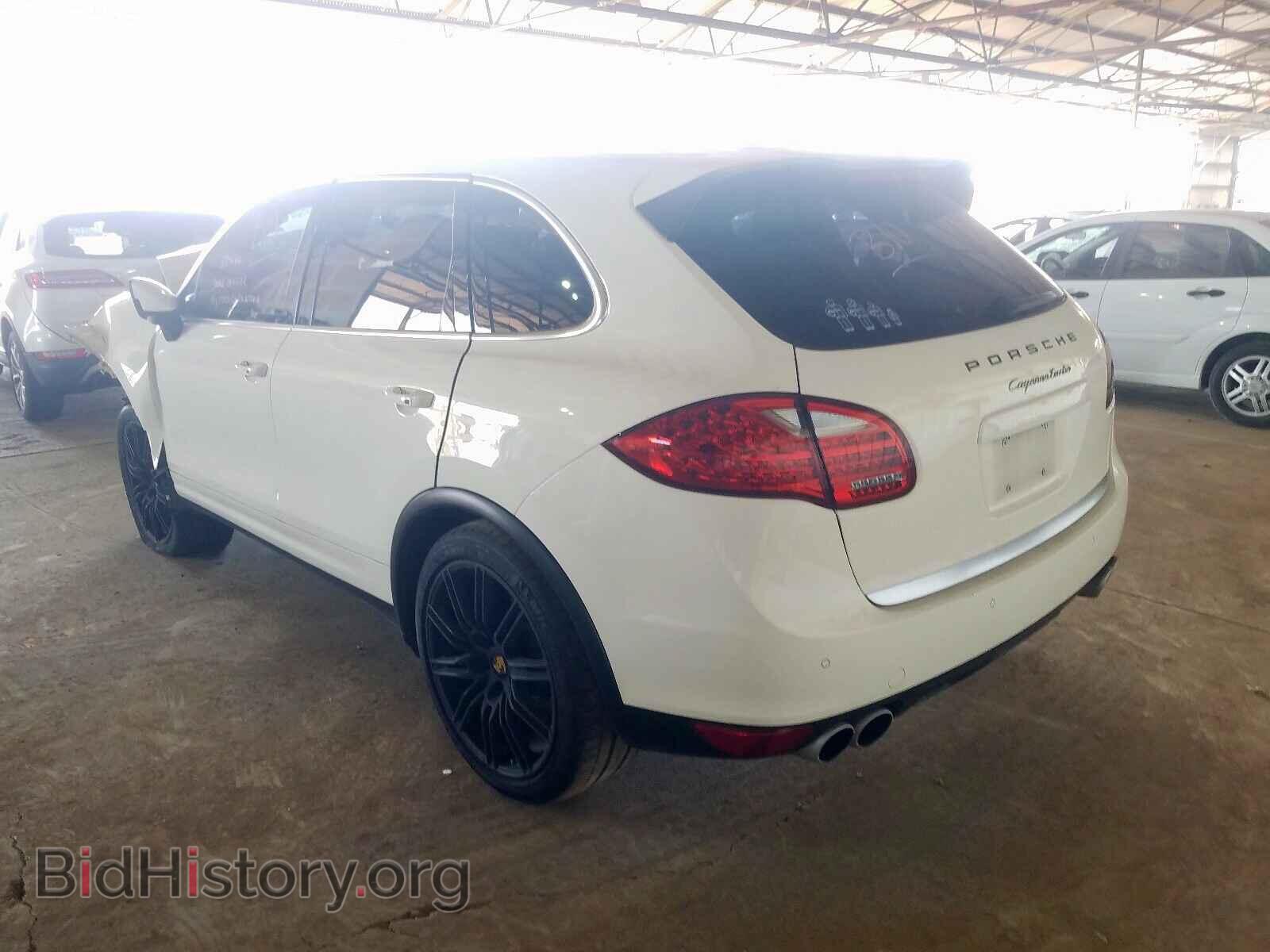 2011 PORSCHE CAYENNE - VIN: WP1AC2A24BLA81933 - Фото 3