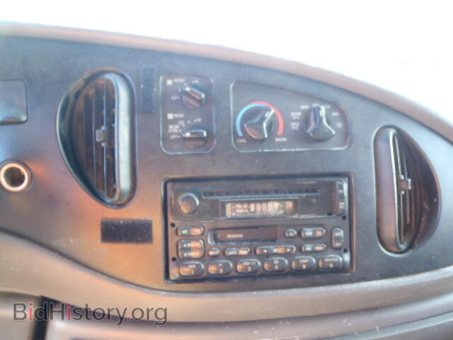 2000 FORD ECONOLINE - VIN: 1FBSS31L1YHB48074 - Photo 9
