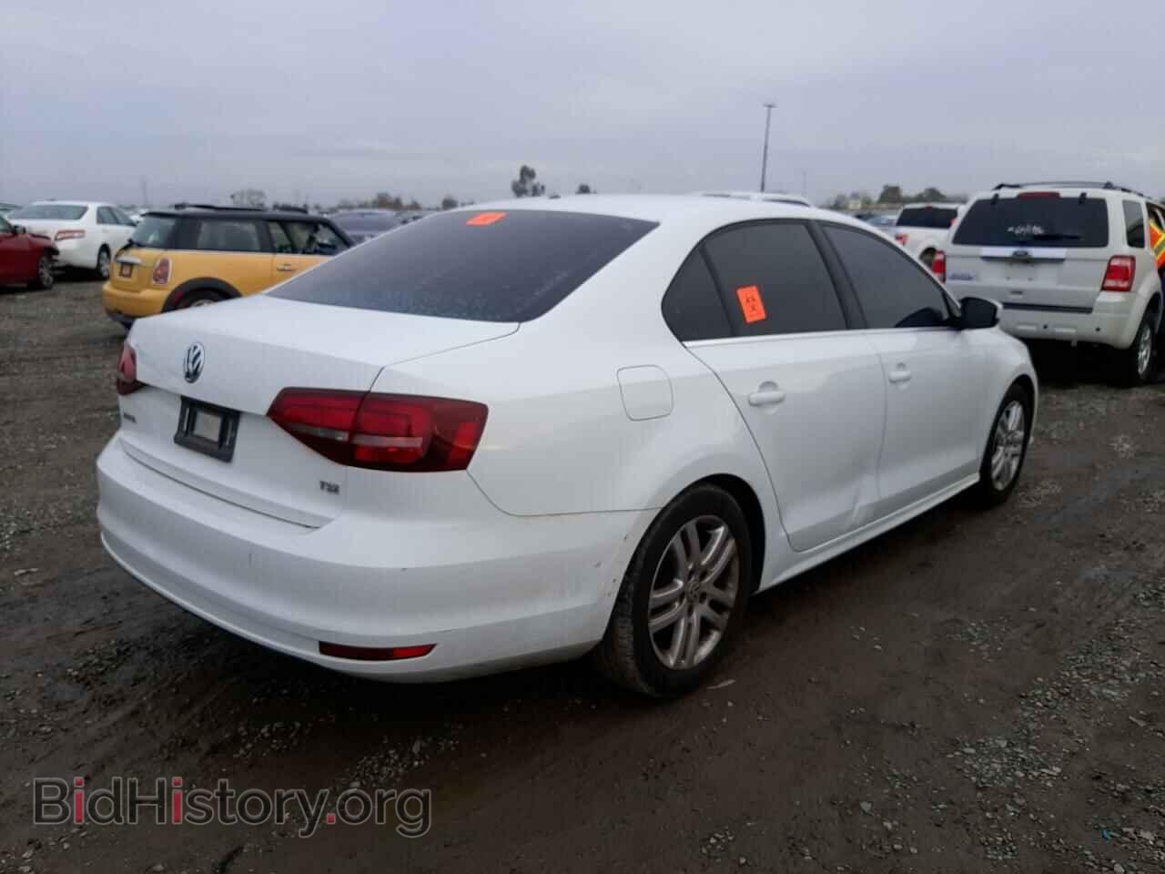 2017 VOLKSWAGEN JETTA - VIN: 3VW2B7AJ3HM355270 - Фото 4