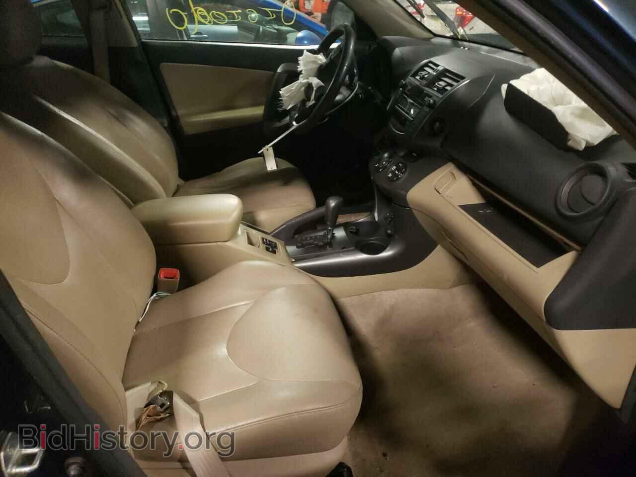 2011 TOYOTA RAV4 - VIN: 2T3DF4DV5BW129556 - Фото 5
