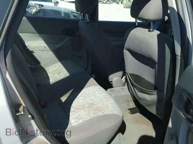 2005 FORD FOCUS - VIN: 1FAFP34N75W108297 - Фото 6