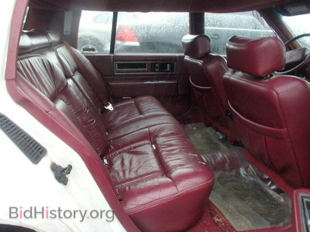 1992 CADILLAC DEVILLE - VIN: 1G6CD53B9N4323672 - Photo 6