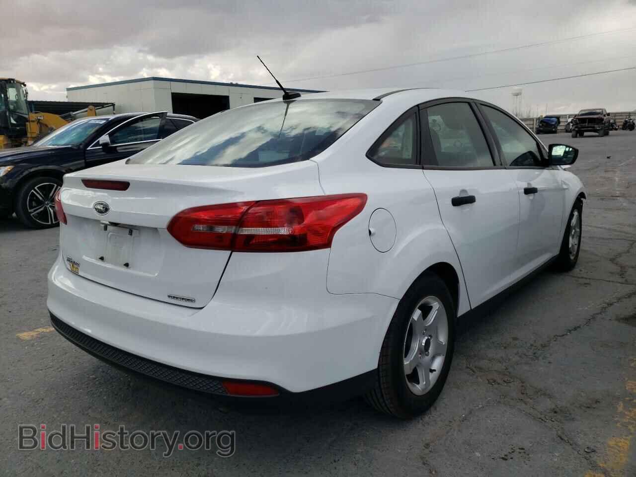 2016 FORD FOCUS - VIN: 1FADP3E24GL360430 - Photo 4