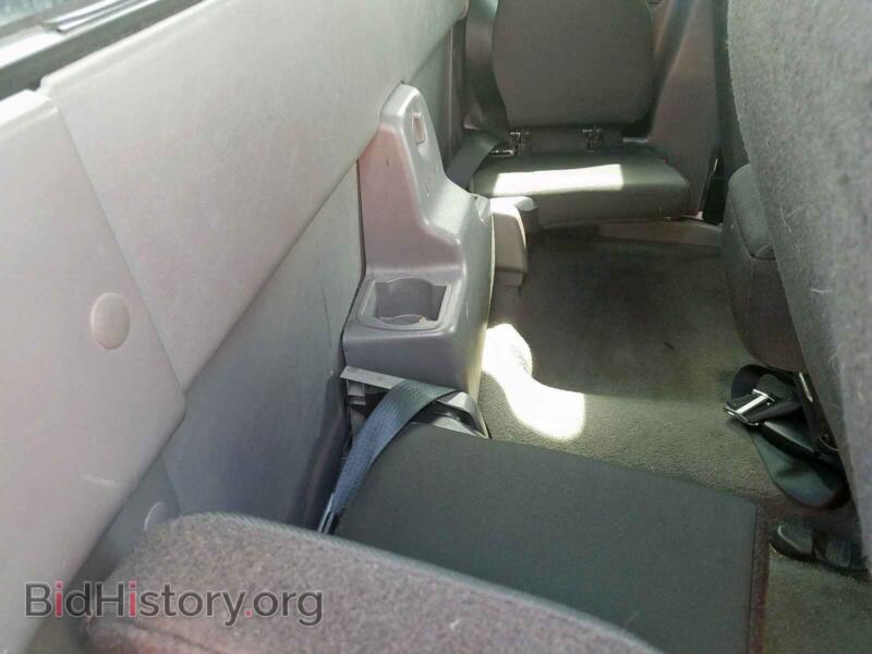 2011 Ford RANGER (VIN 1FTLR4FE3BPA20444) — photo 6 of 10
