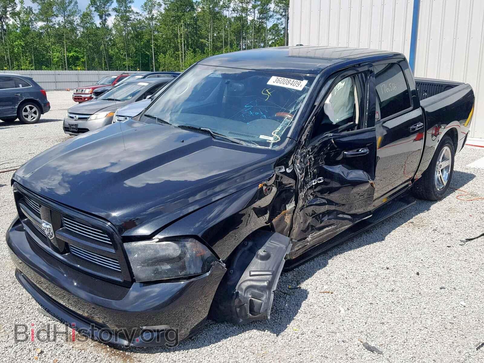 2011 DODGE RAM 1500 - VIN: 1D7RB1CTXBS597264 - Photo 2