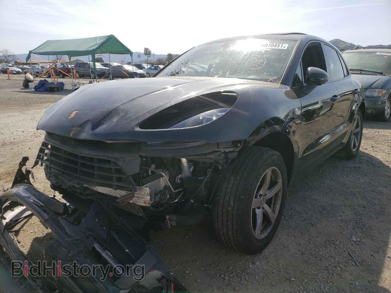 2019 PORSCHE MACAN - VIN: WP1AA2A51KLB07579 - Фото 2