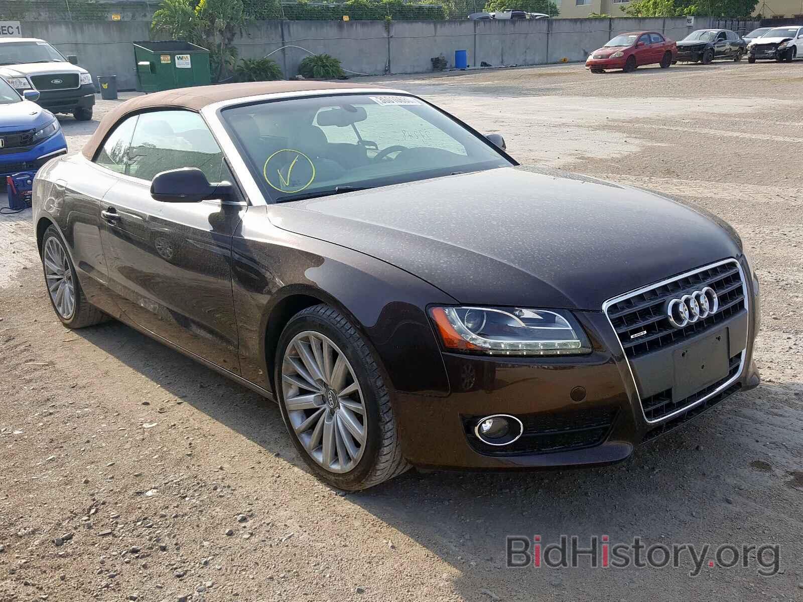 Photo WAULFAFH5BN015336 - AUDI A5 2011