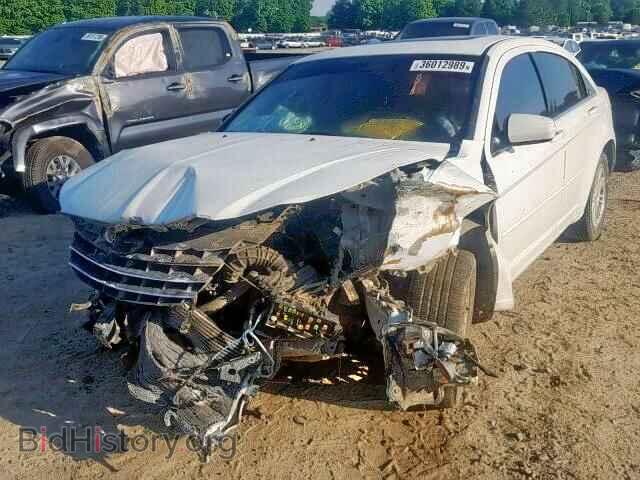 2010 CHRYSLER SEBRING - VIN: 1C3CC5FB0AN228177 - Фото 2