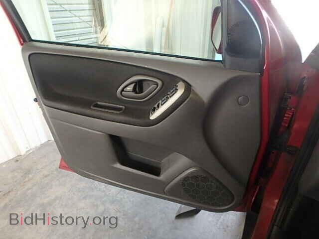 2005 MAZDA TRIBUTE - VIN: 4F2YZ04175KM65463 - Фото 9