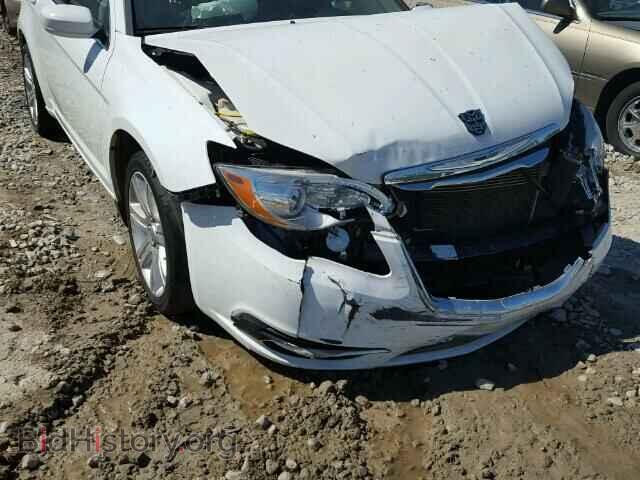 2012 CHRYSLER 200 - VIN: 1C3CCBBB3CN298859 - Фото 9