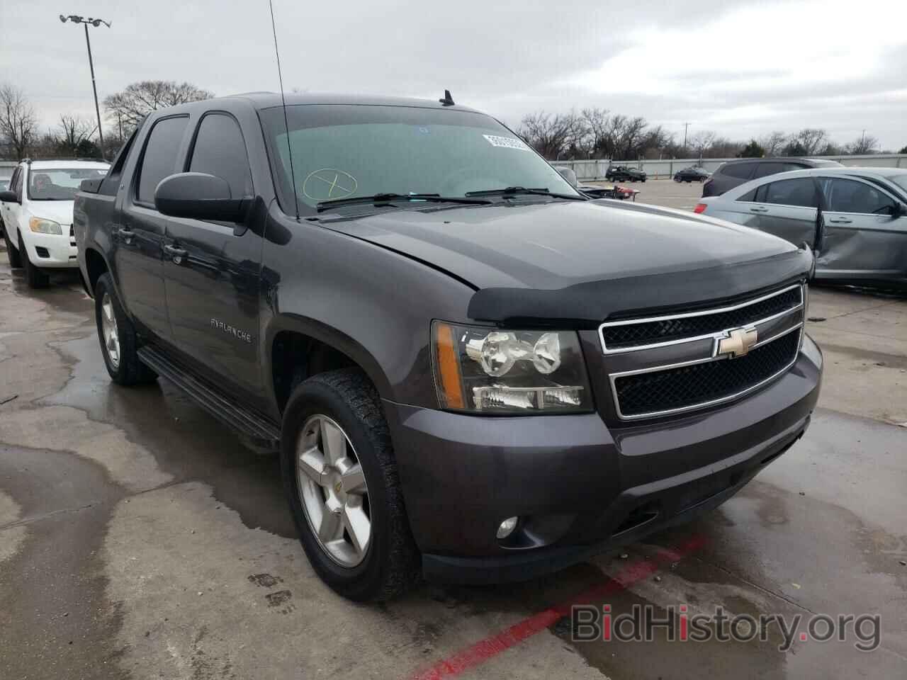 Photo 3GNNCFE02AG298189 - CHEVROLET AVALANCHE 2010