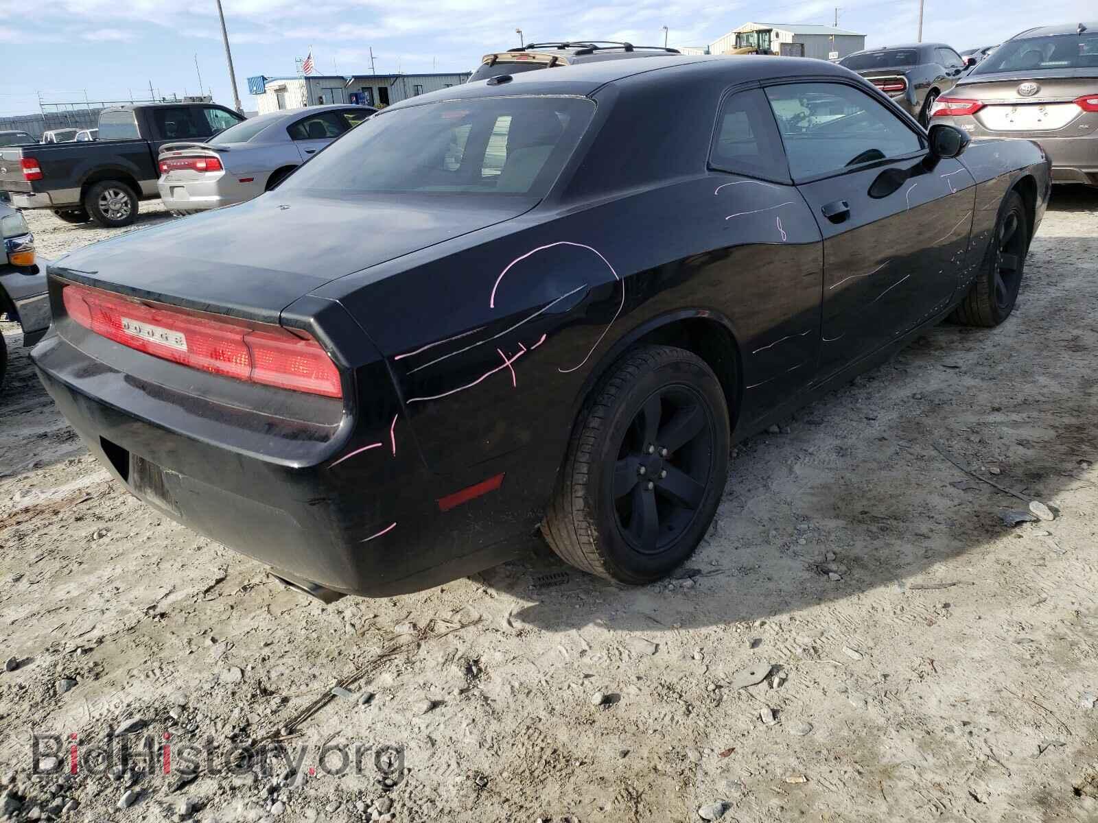 2014 DODGE CHALLENGER - VIN: 2C3CDYAG5EH285975 - Фото 4