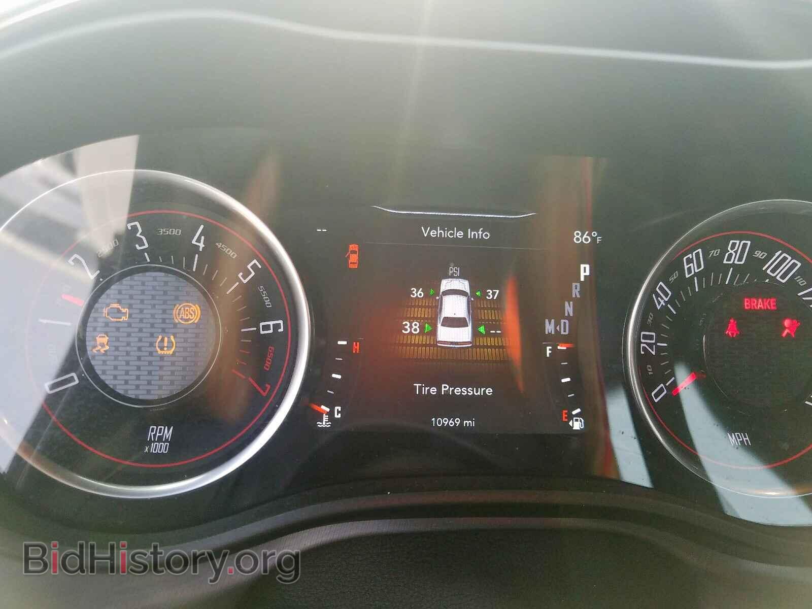 2019 DODGE CHALLENGER - VIN: 2C3CDZAGXKH723455 - Фото 8