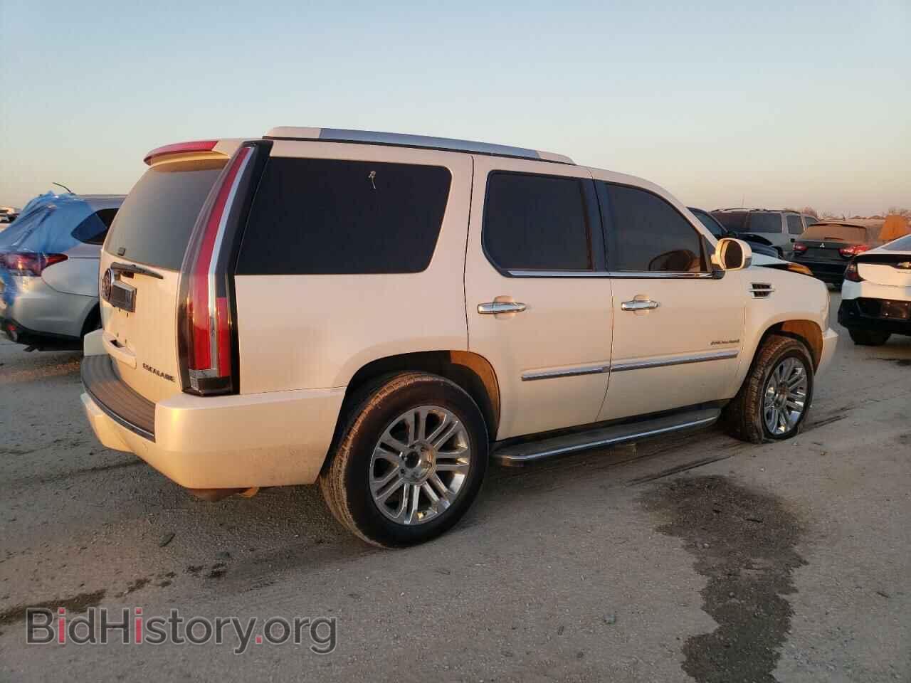 2013 CADILLAC ESCALADE - VIN: 1GYS3AEF3DR234728 - Photo 3