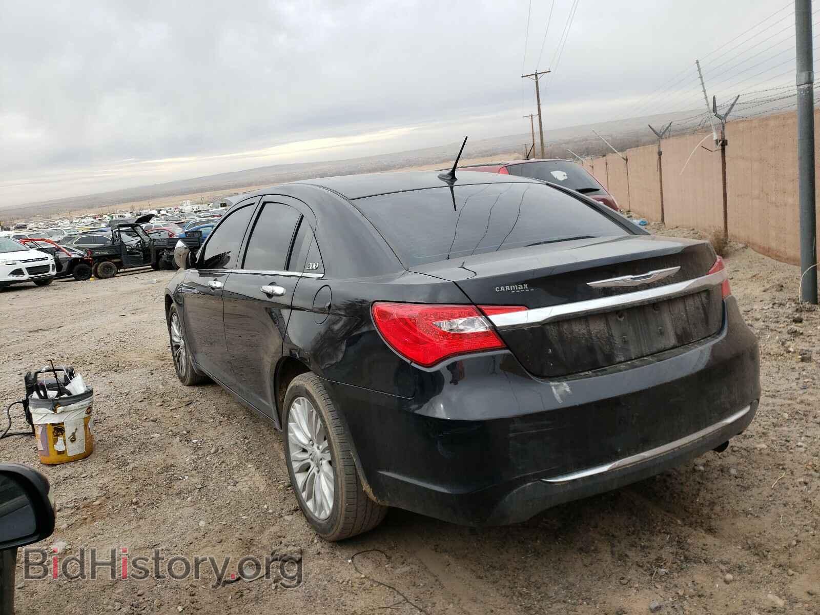 2011 CHRYSLER 200 - VIN: 1C3BC2FB7BN570530 - Фото 3