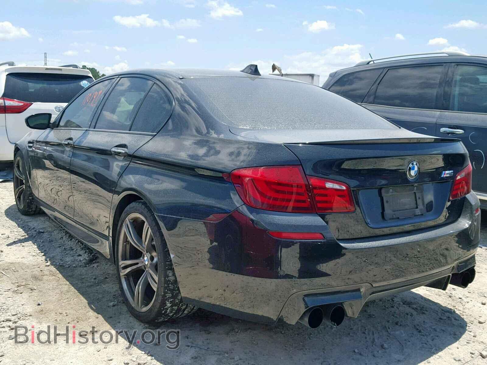 2013 BMW M5 - VIN: WBSFV9C50DC773278 - Фото 3
