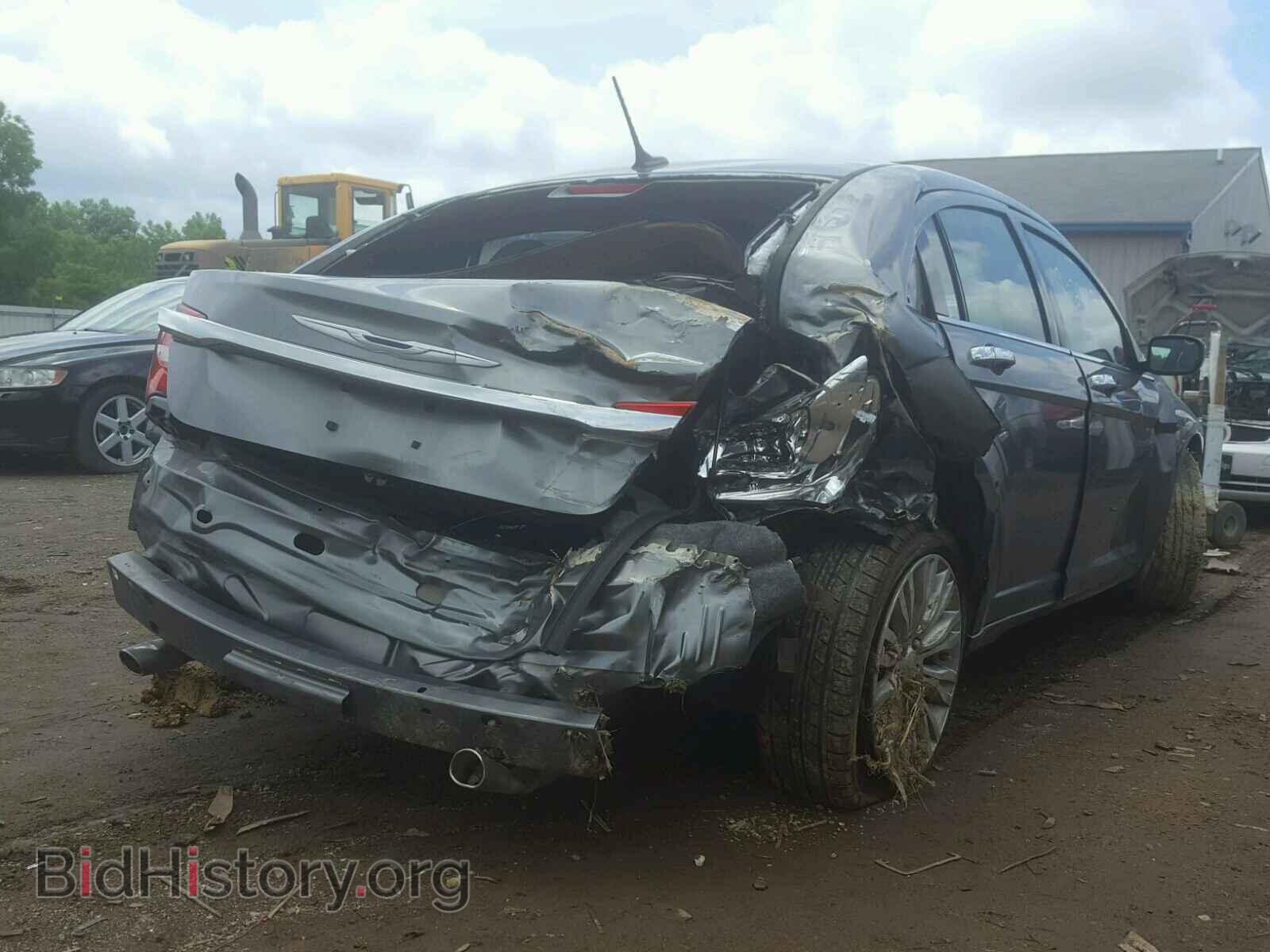 2013 CHRYSLER 200 - VIN: 1C3CCBCG7DN653253 - Photo 4
