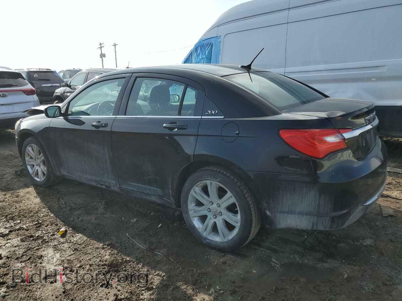 2011 CHRYSLER 200 - VIN: 1C3BC1FB6BN611627 - Фото 2