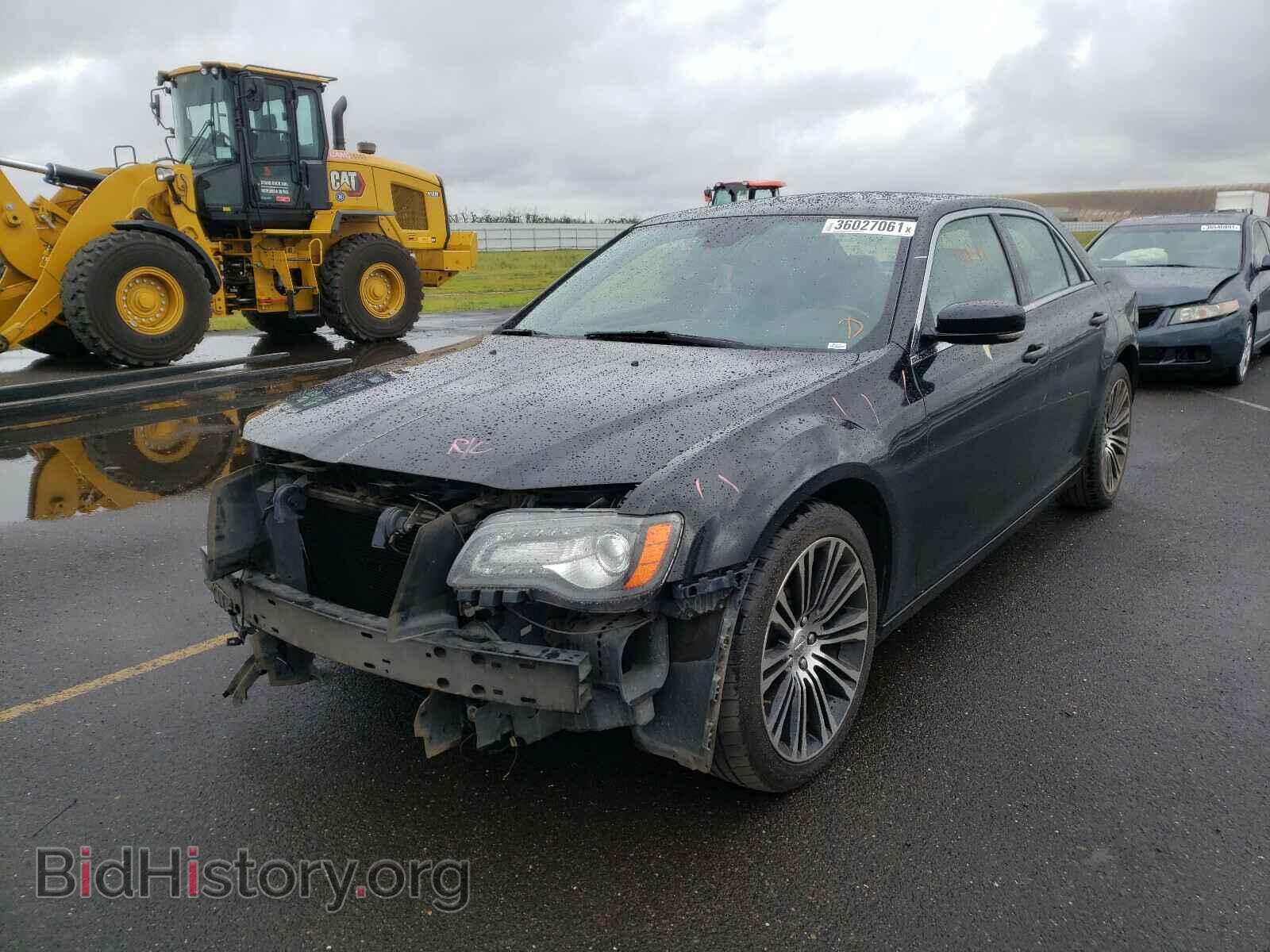 2012 CHRYSLER 300 - VIN: 2C3CCADT6CH136474 - Фото 2