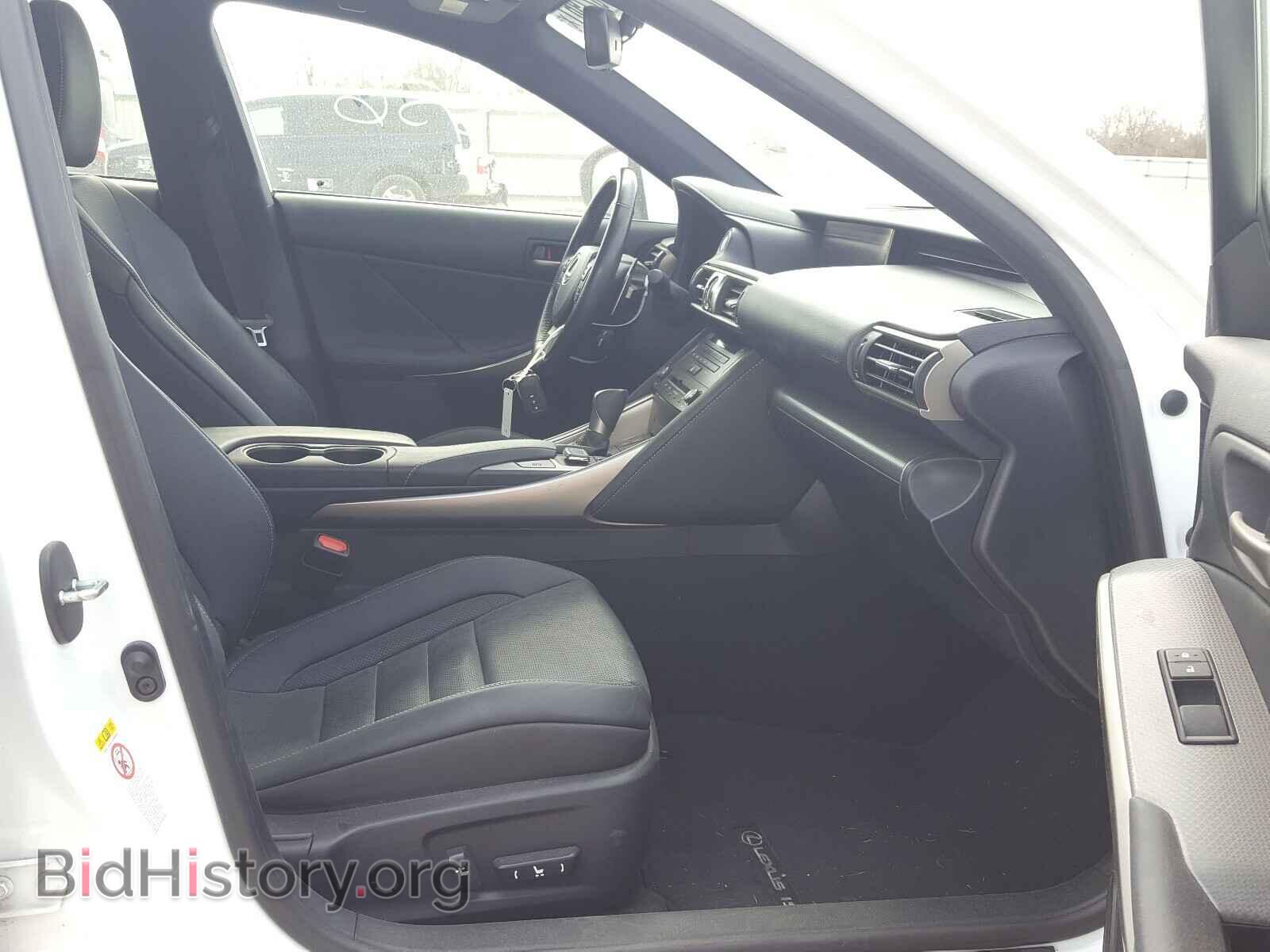 2017 LEXUS IS - VIN: JTHBA1D26H5052009 - Фото 5