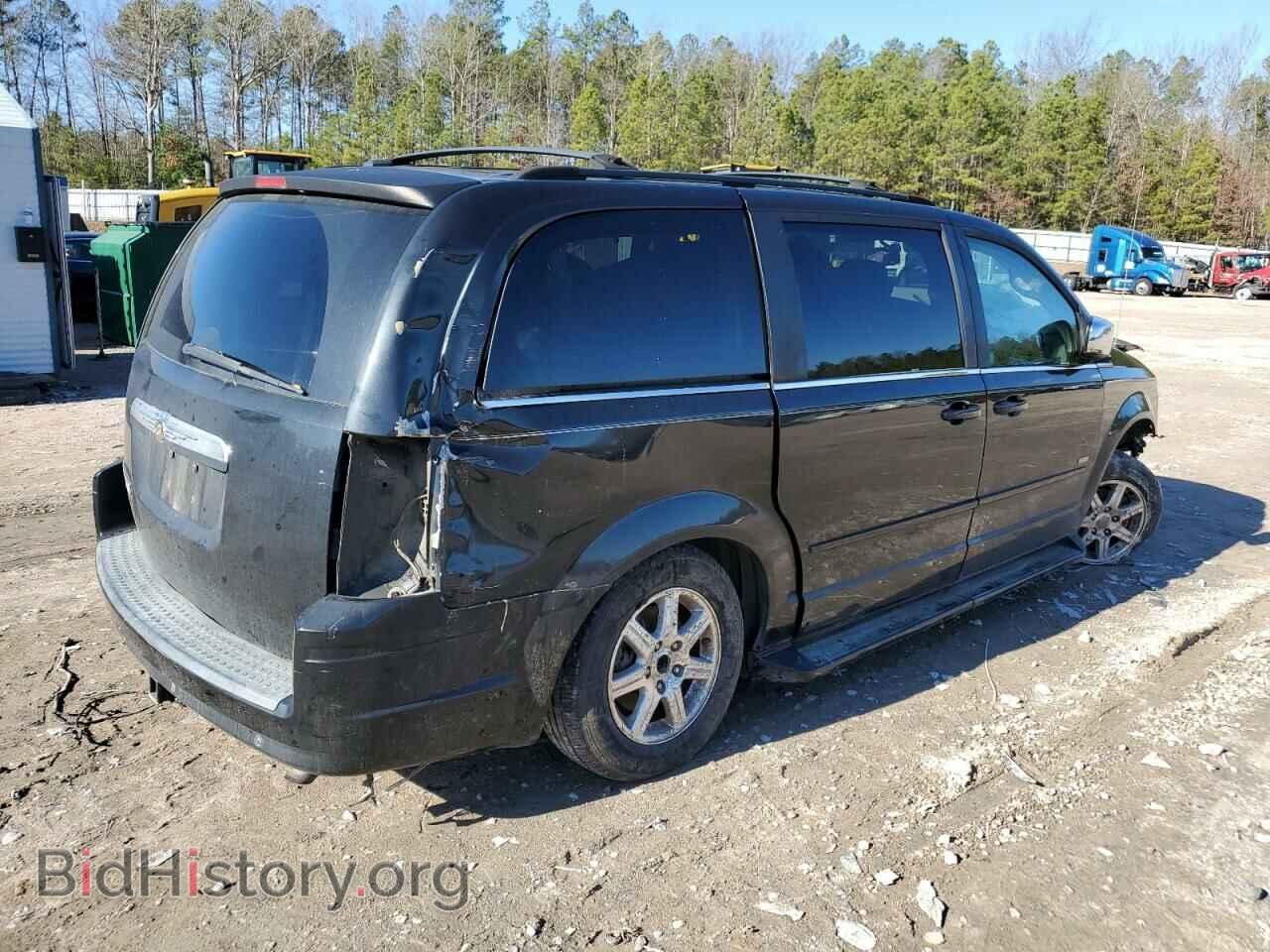 2008 CHRYSLER MINIVAN - VIN: 2A8HR54P28R826923 - Фото 3