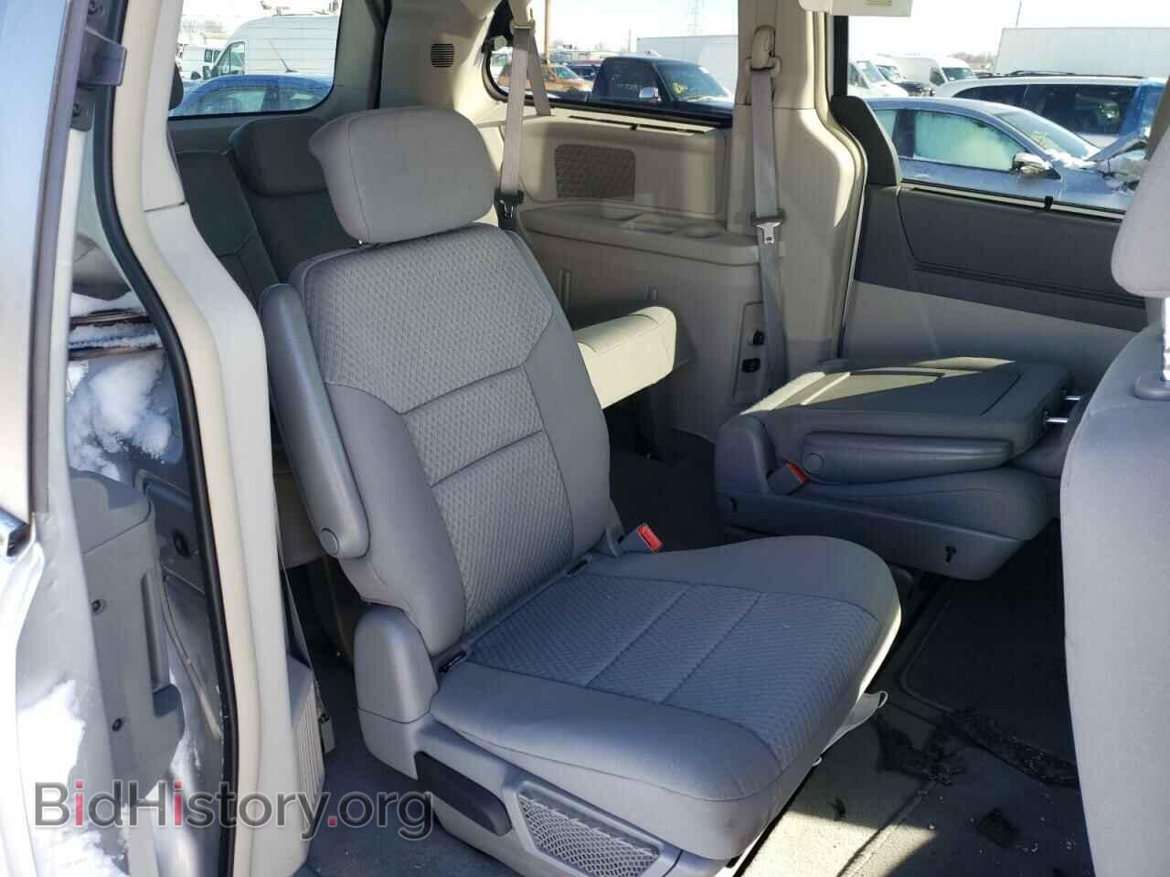 2010 CHRYSLER MINIVAN - VIN: 2A4RR5D16AR113689 - Фото 6