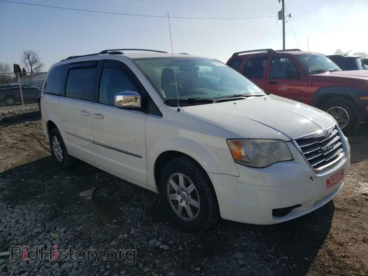 2010 CHRYSLER MINIVAN - VIN: 2A4RR8DX6AR448702 - Фото 4
