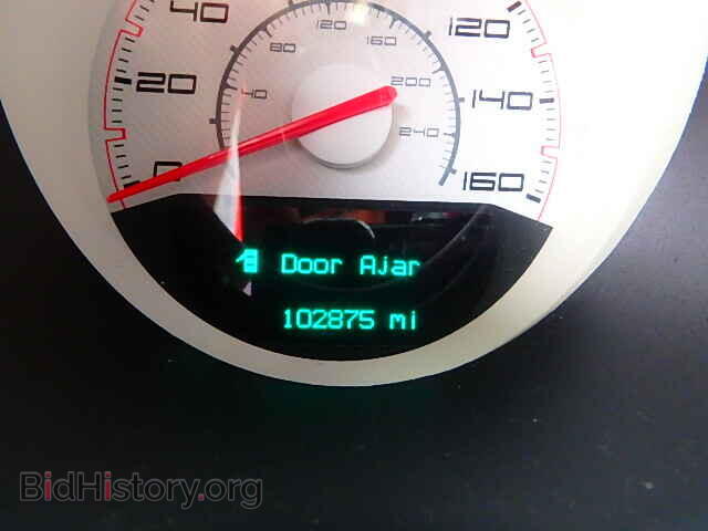 2011 DODGE CHALLENGER - VIN: 2B3CJ5DT7BH570363 - Фото 8