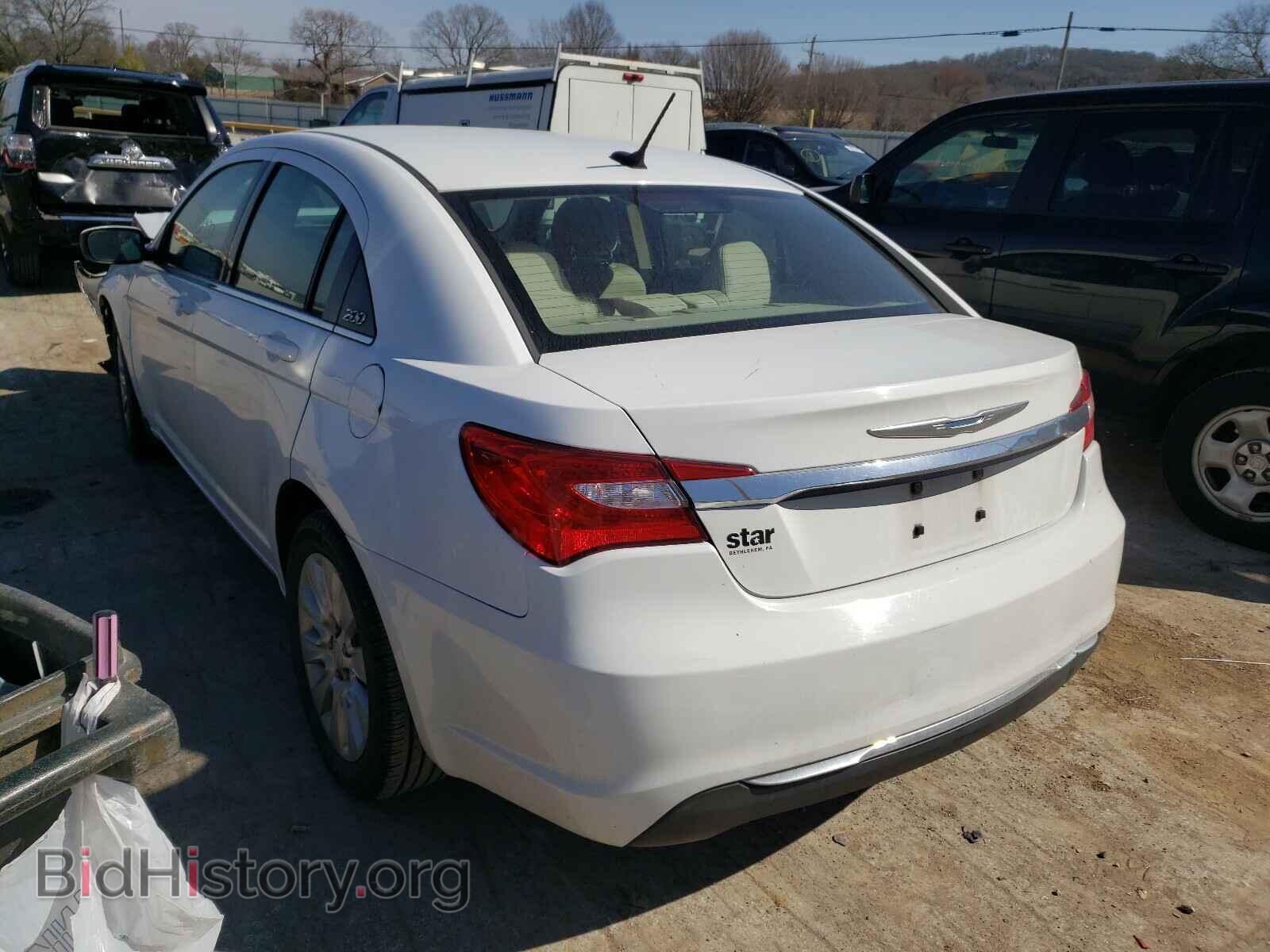 2012 CHRYSLER 200 - VIN: 1C3CCBAB0CN105732 - Фото 3