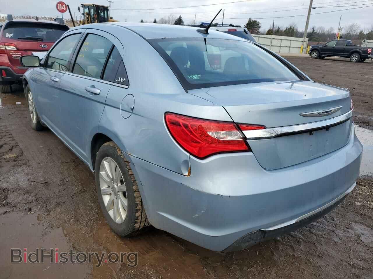 2013 CHRYSLER 200 - VIN: 1C3CCBBB1DN736859 - Фото 2