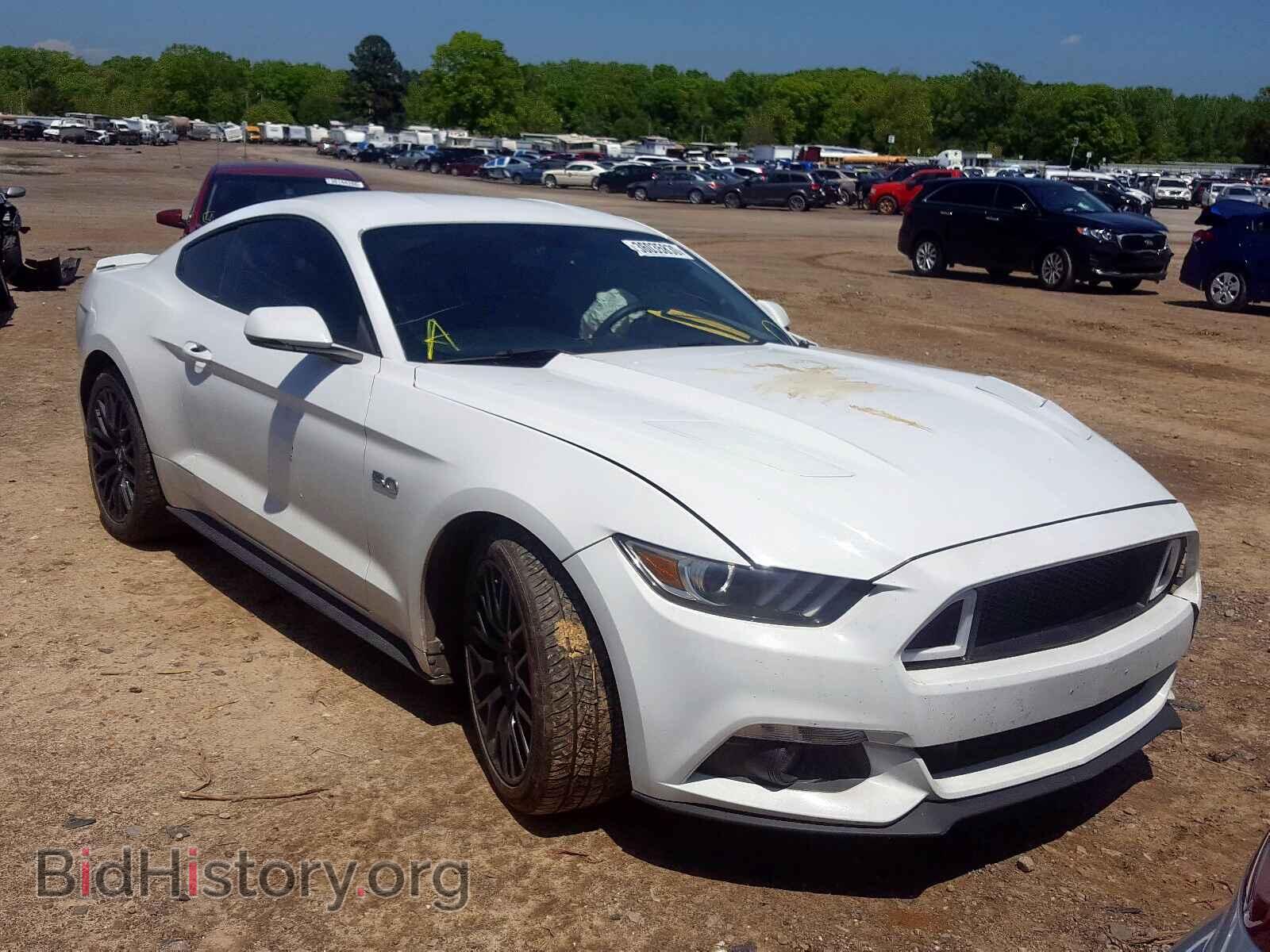 Photo 1FA6P8CFXF5318570 - FORD MUSTANG 2015