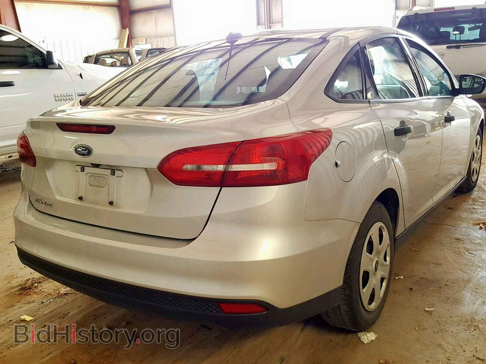 2017 FORD FOCUS - VIN: 1FADP3E23HL307820 - Photo 4