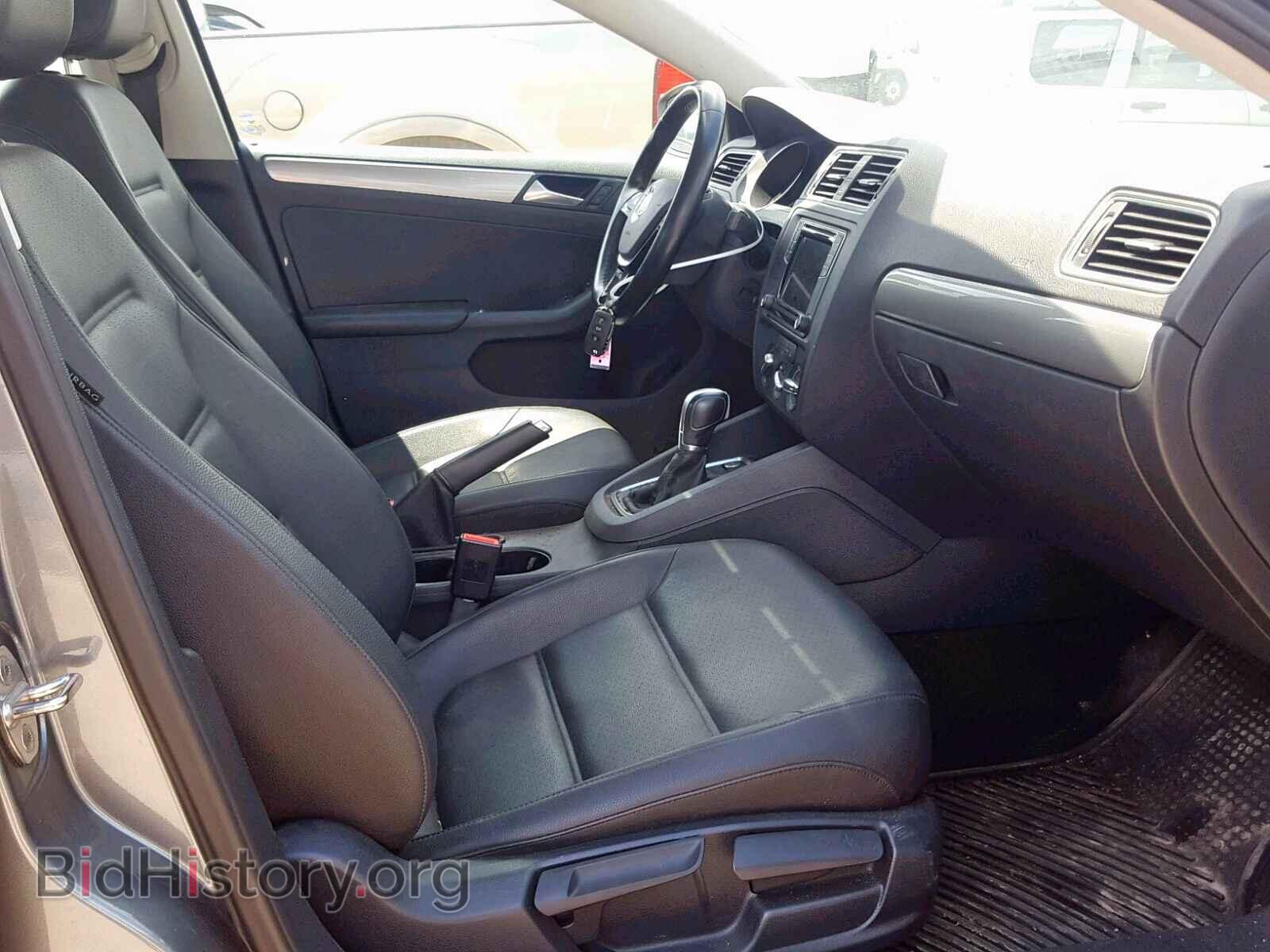 2017 VOLKSWAGEN JETTA - VIN: 3VWDB7AJ0HM239114 - Photo 5