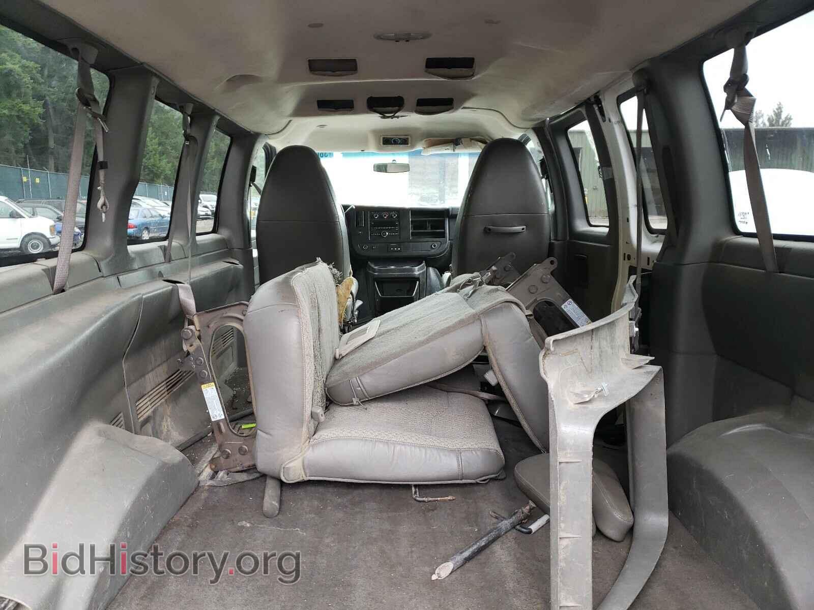 2011 CHEVROLET EXPRESS - VIN: 1GNSGBF47B1154882 - Фото 6