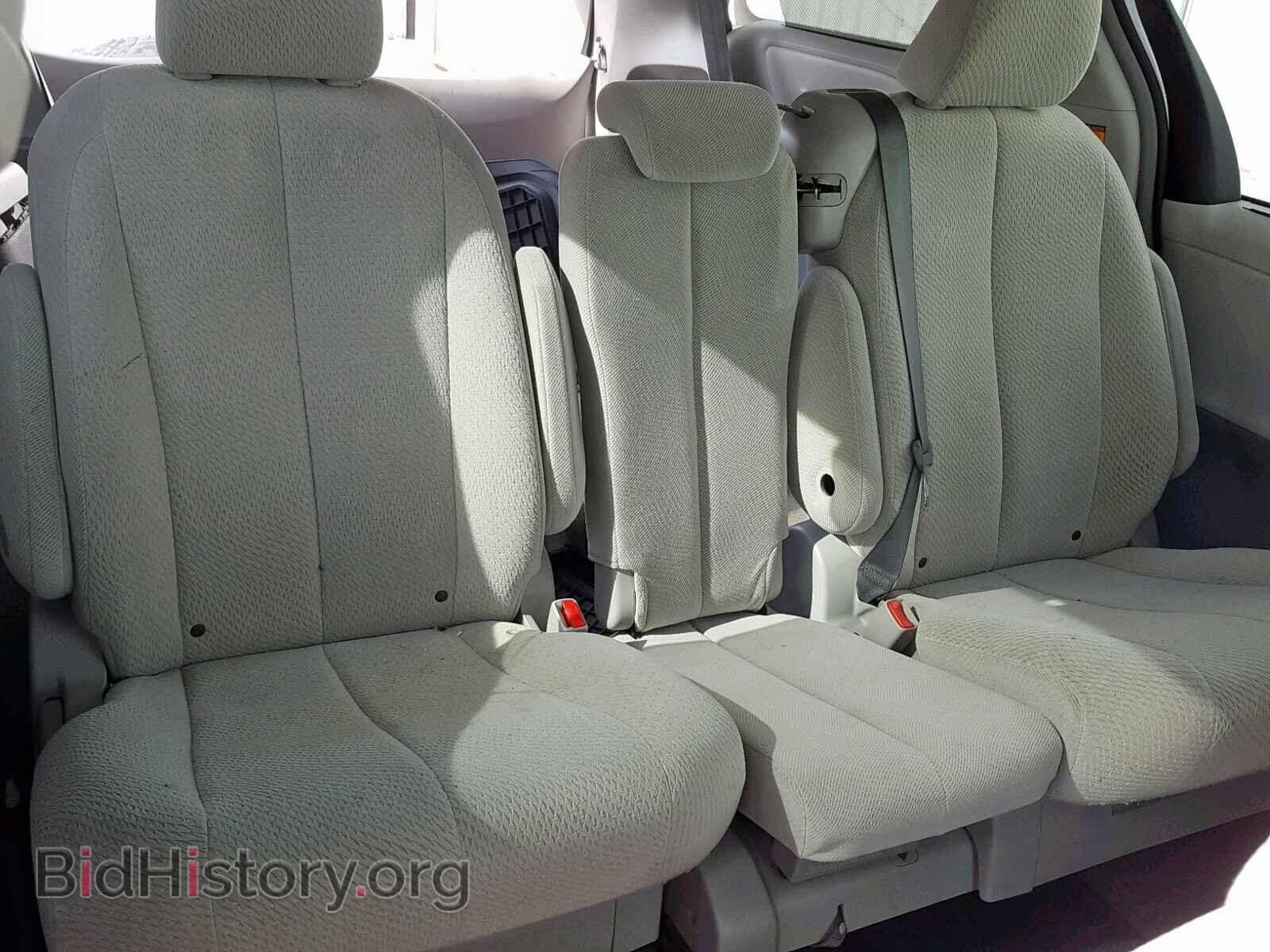 2013 TOYOTA SIENNA LE - VIN: 5TDKK3DC8DS290970 - Фото 6
