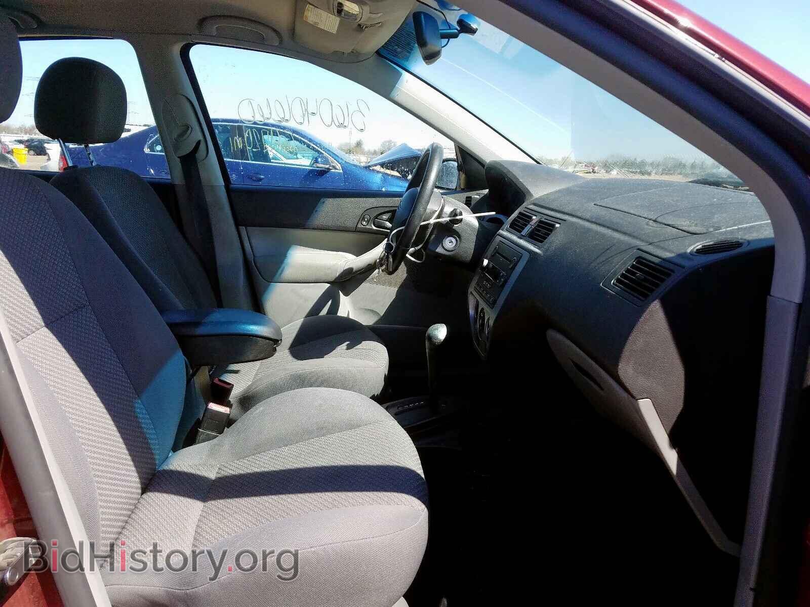 2006 FORD FOCUS - VIN: 1FAFP37N56W144521 - Photo 5