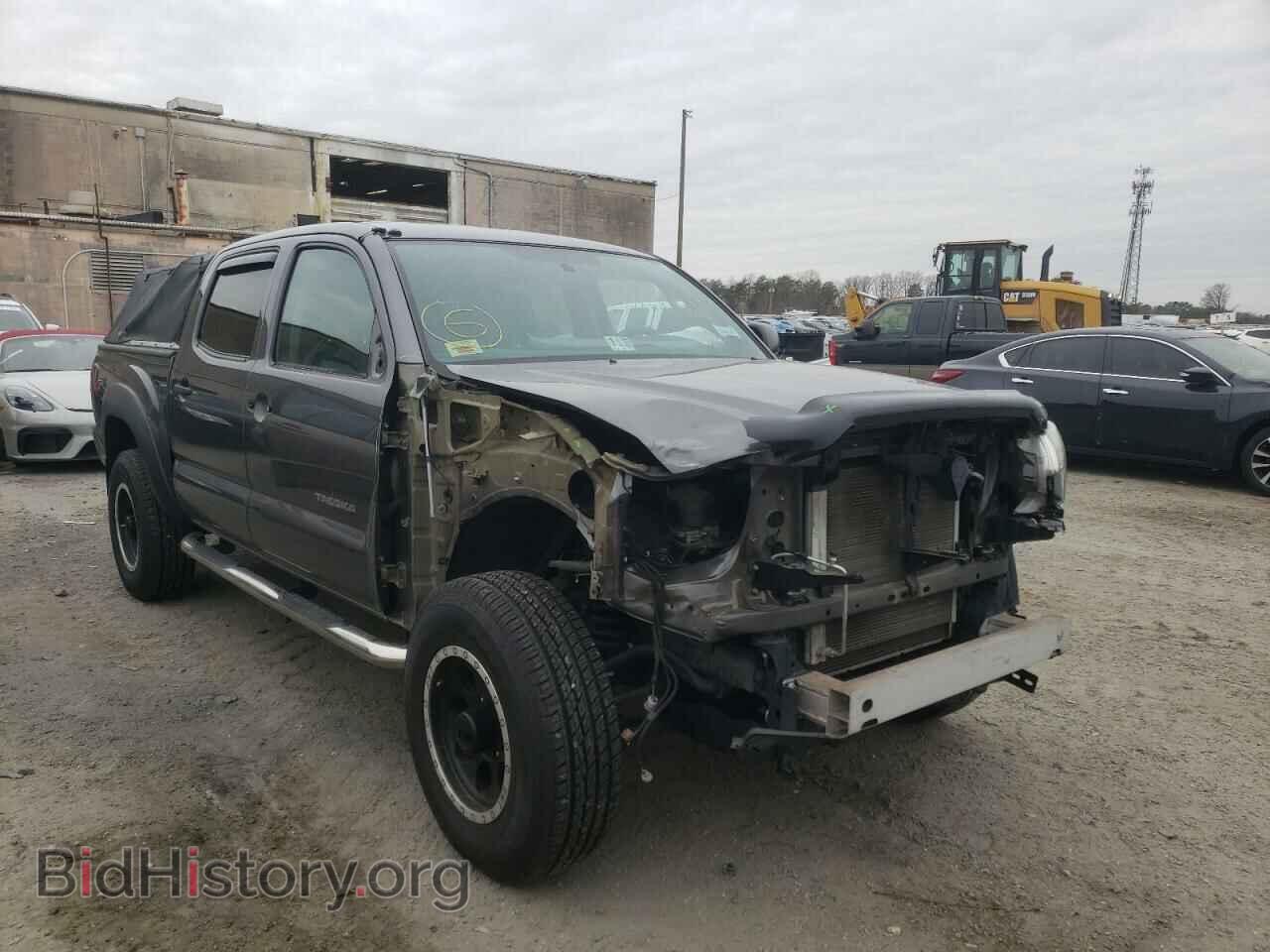 Photo 5TFJX4GN0FX042368 - TOYOTA TACOMA 2015