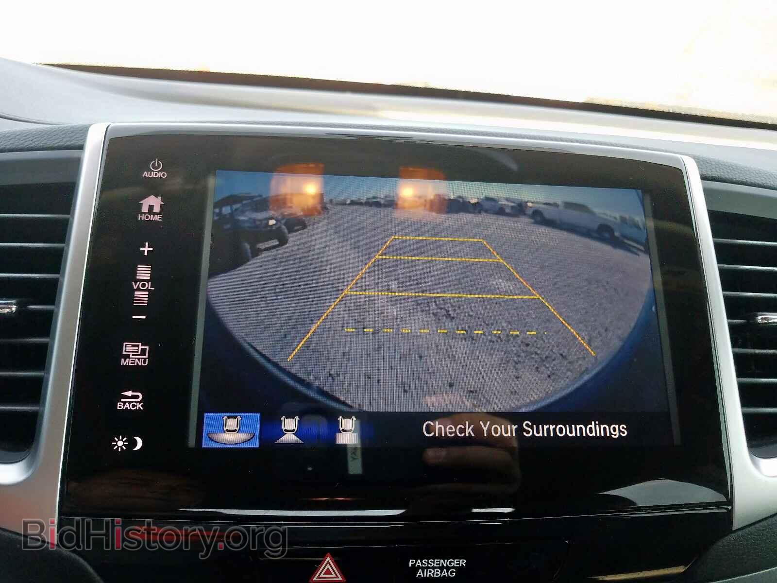 2018 HONDA RIDGELINE - VIN: 5FPYK2F65JB000218 - Фото 9