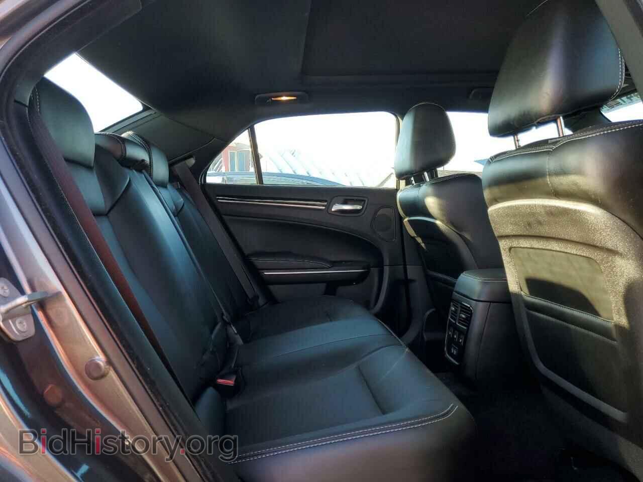 2018 CHRYSLER 300 - VIN: 2C3CCAGG9JH256362 - Фото 10