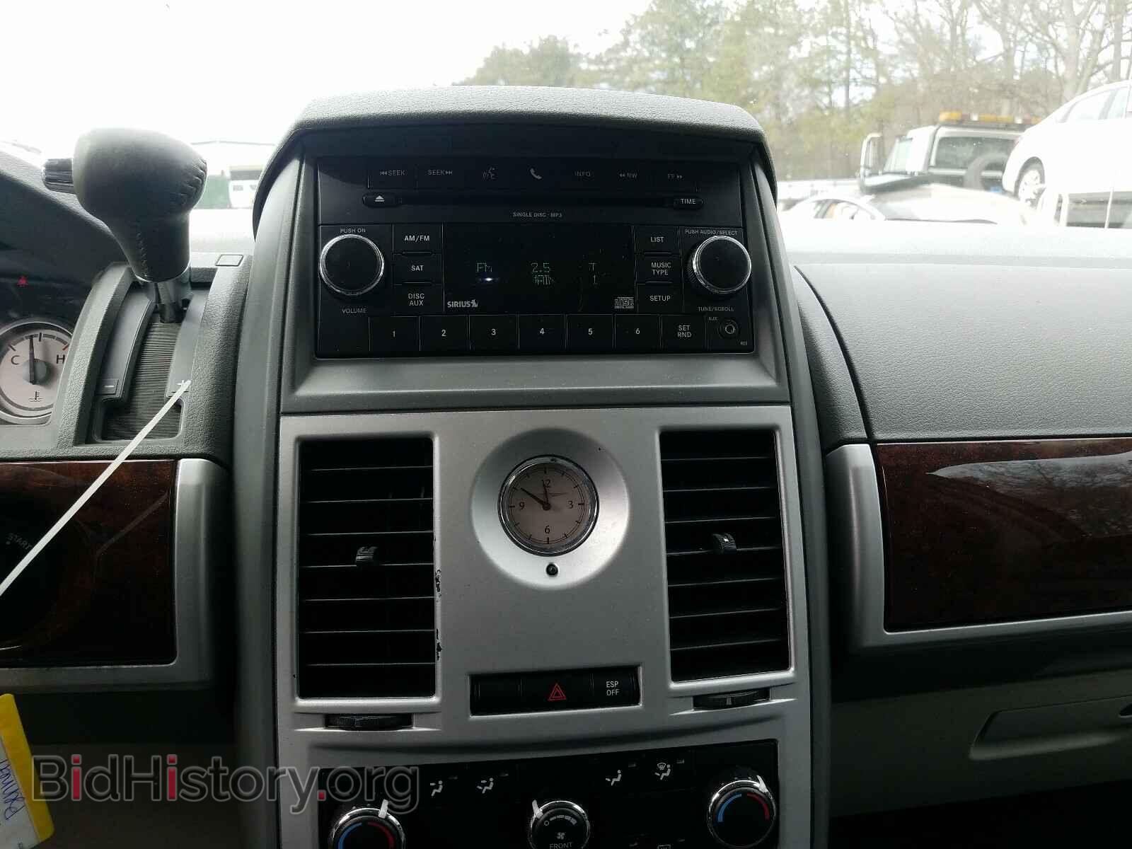 2010 CHRYSLER MINIVAN - VIN: 2A4RR5D19AR234958 - Фото 9