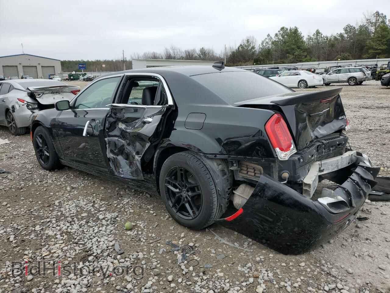 2017 CHRYSLER 300 - VIN: 2C3CCAEG3HH564270 - Фото 2