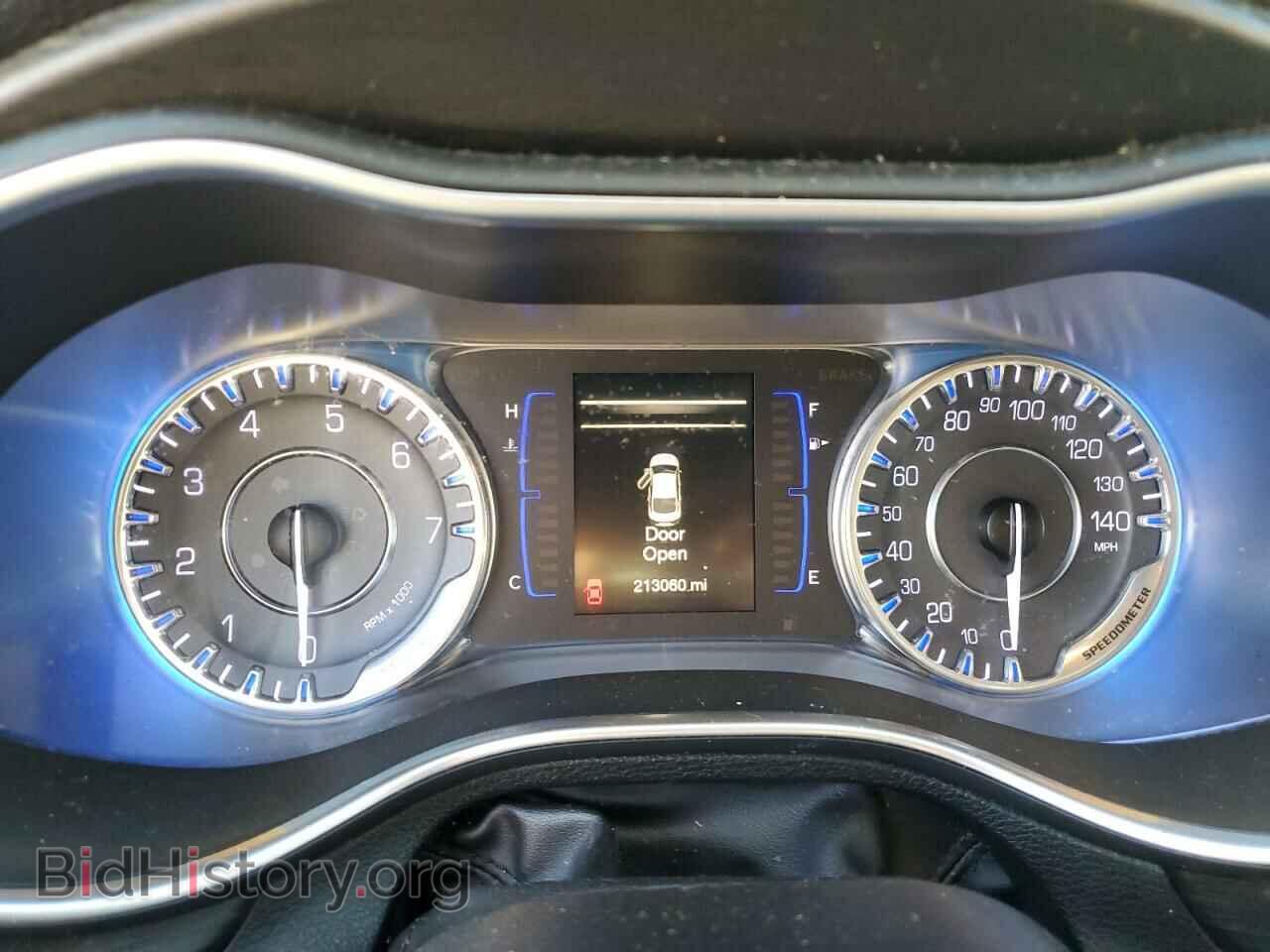 2016 CHRYSLER 200 - VIN: 1C3CCCAB7GN136682 - Фото 9