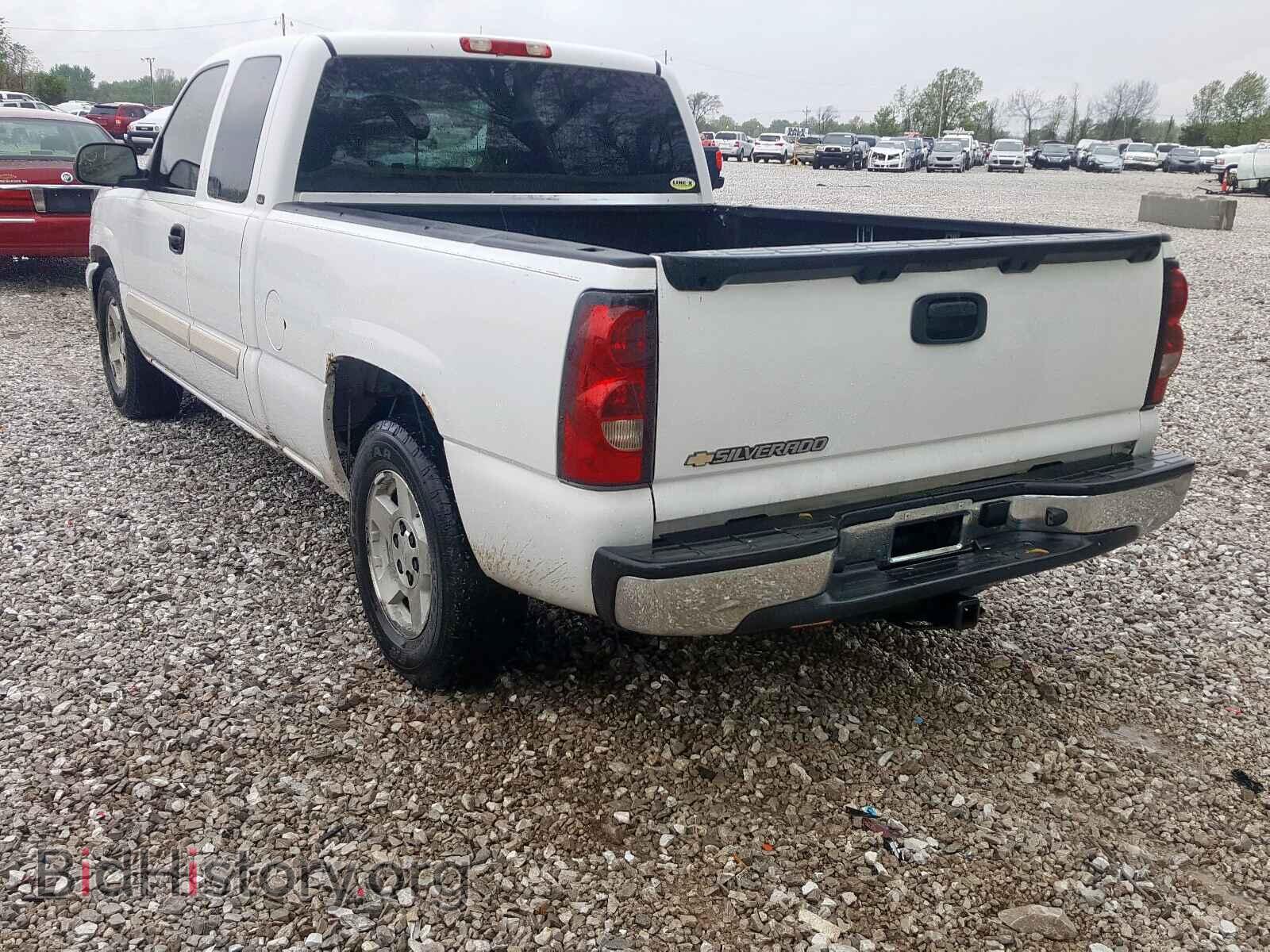 2006 CHEVROLET SILVERADO - VIN: 1GCEC19V66Z215940 - Фото 3