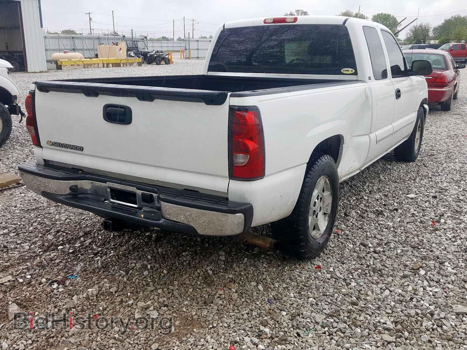 2006 CHEVROLET SILVERADO - VIN: 1GCEC19V66Z215940 - Фото 4