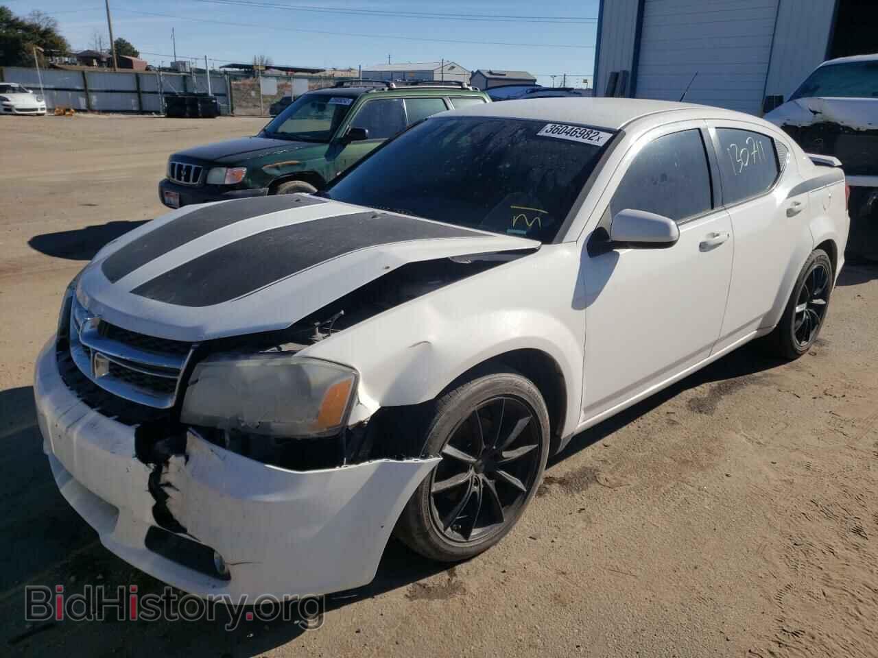 2011 DODGE AVENGER - VIN: 1B3BD2FG3BN506426 - Фото 2