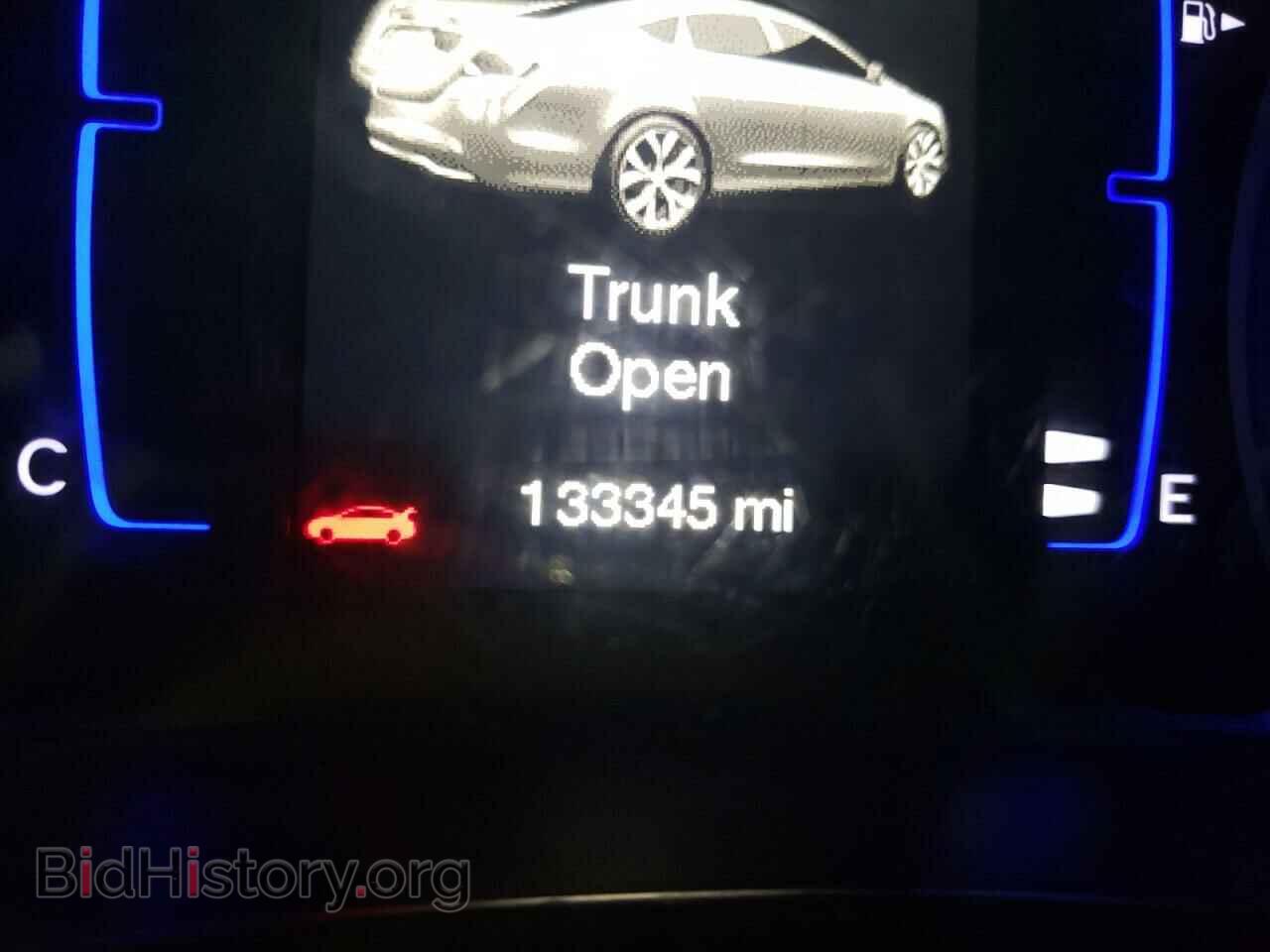 2015 CHRYSLER 200 - VIN: 1C3CCCAB7FN576884 - Фото 8