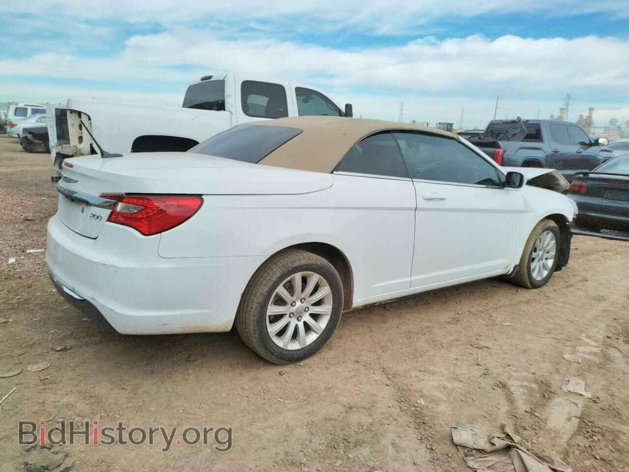 2013 CHRYSLER 200 - VIN: 1C3BCBEGXDN632843 - Фото 3
