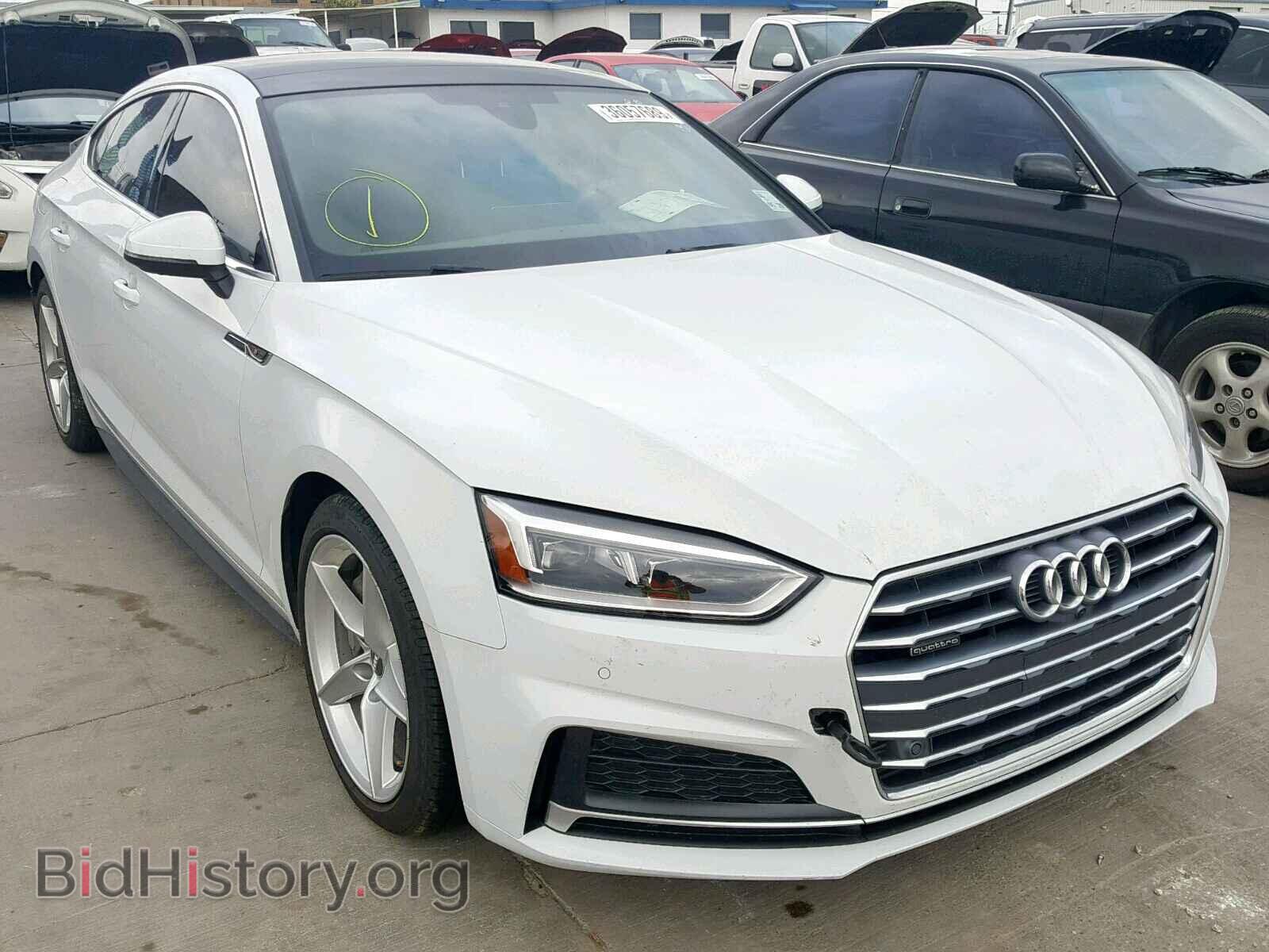 Photo WAUFNCF58JA091396 - AUDI A5 2018
