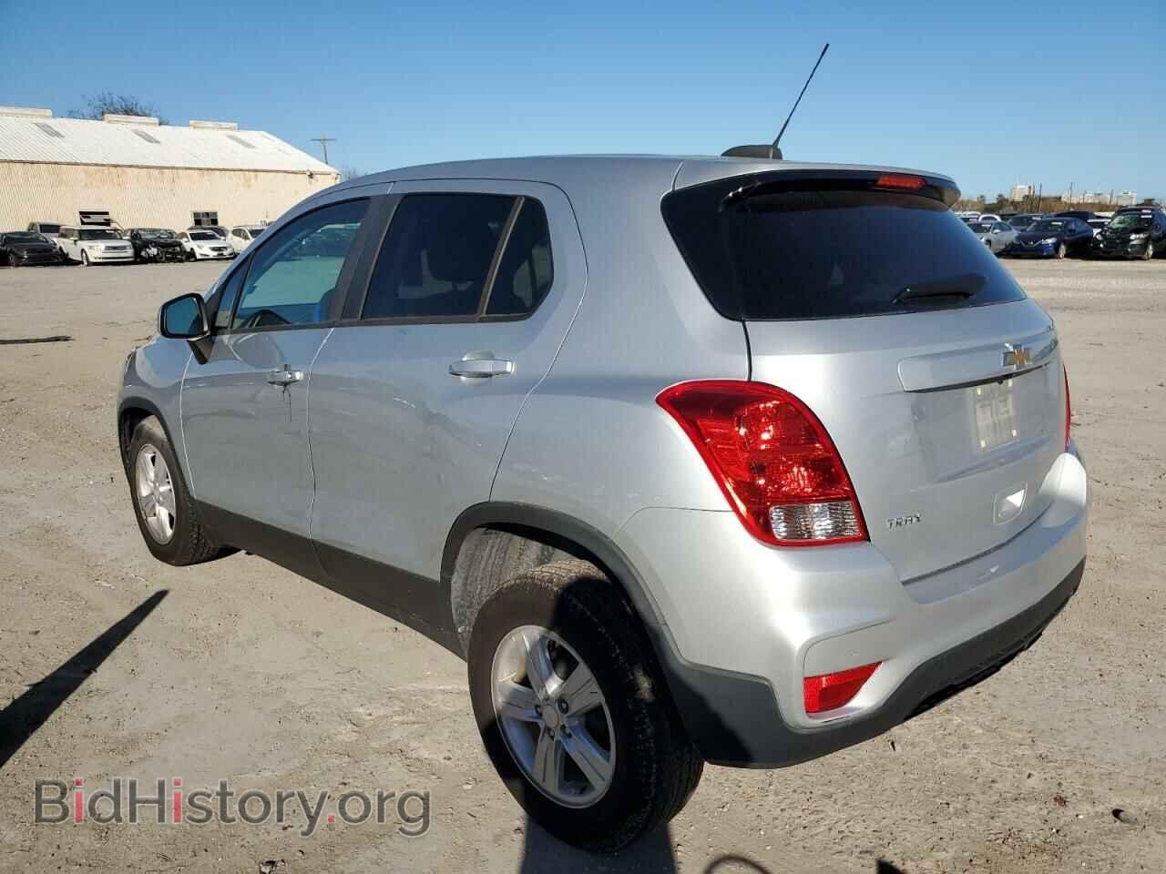 2020 CHEVROLET TRAX - VIN: 3GNCJKSB6LL152450 - Фото 2