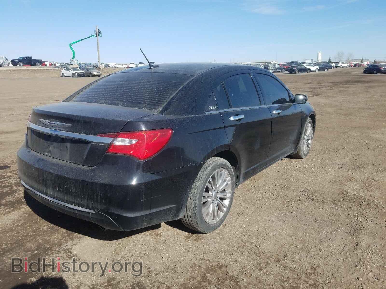 2012 CHRYSLER 200 - VIN: 1C3CCBCG0CN266512 - Фото 4